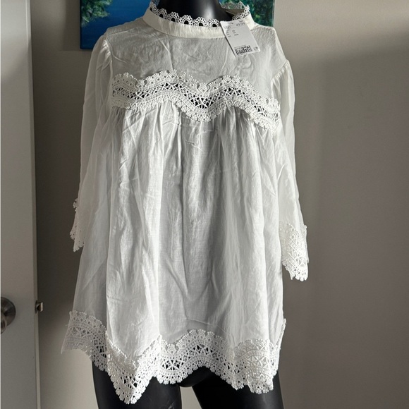 Elegant Bohemian Lace Trim White Blouse - Picture 8 of 15